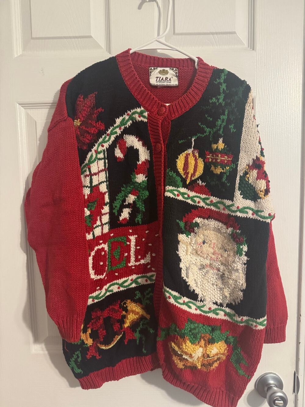 Tiara International Christmas Sweater Noel Santa Ugly Christmas Large Button